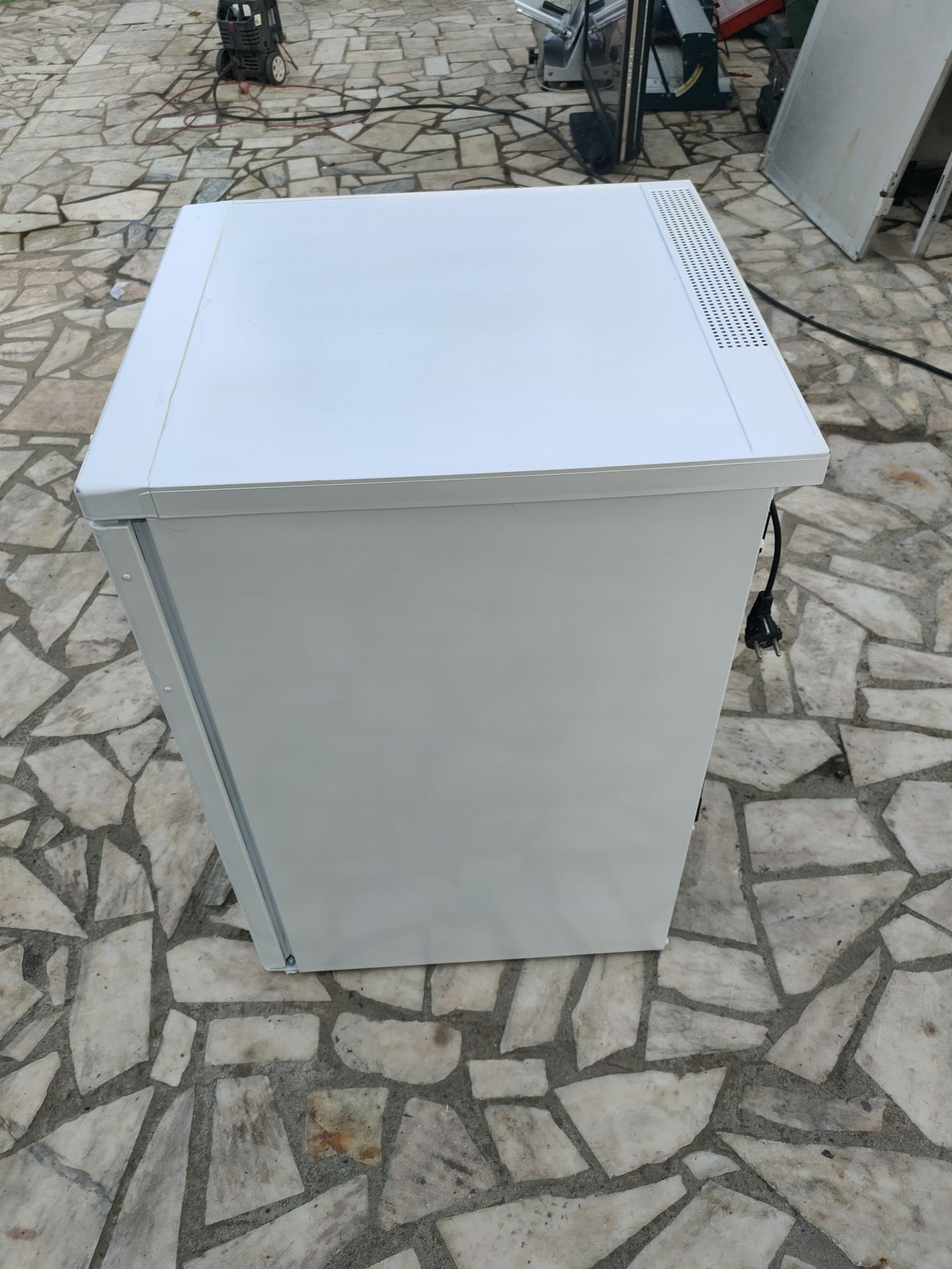 Whirlpool Arca Congeladora Vertical
Em Excelente Estado
