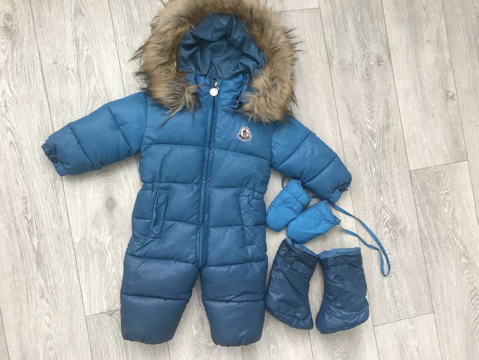 Зимний комбинезон Moncler
