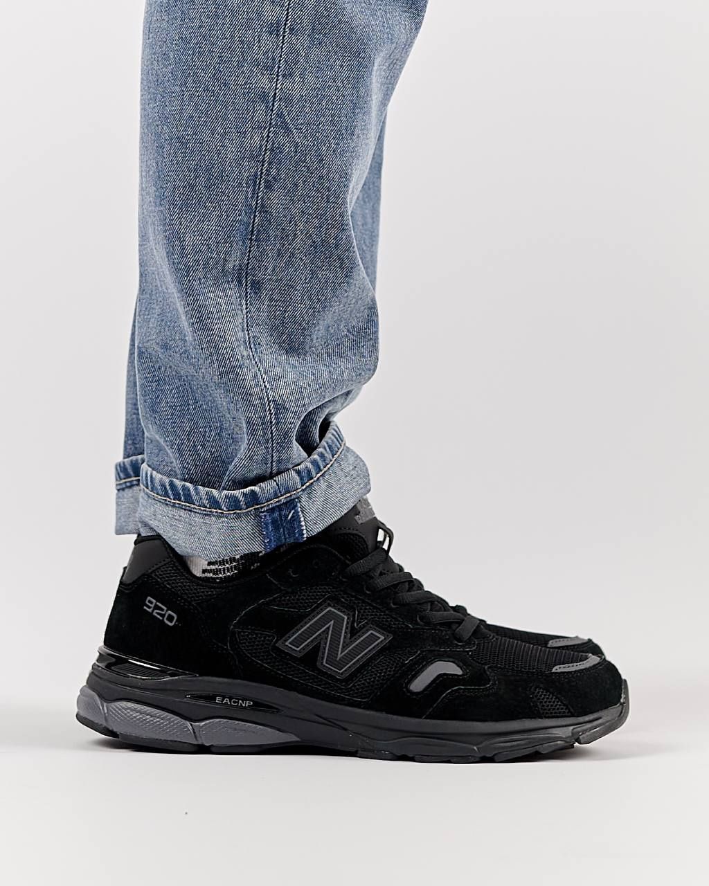 Чоловічі кросівки New Balance 920 Black