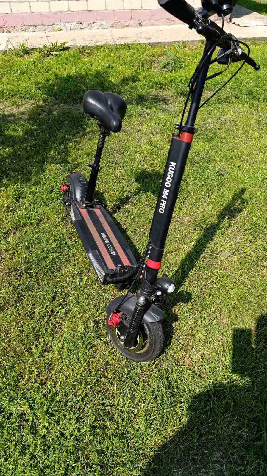 Продам электросамокат KUGOO M4 PRO