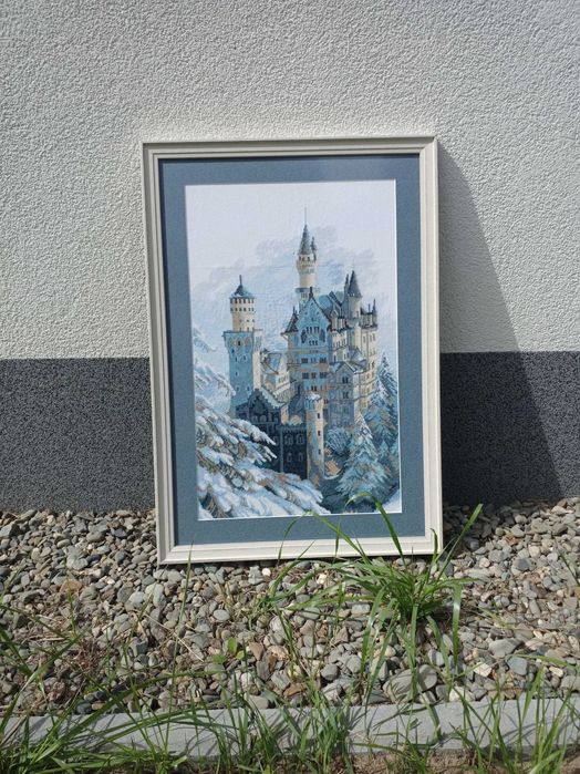 Haftowany Krzyżem zamek Neuschwanstein