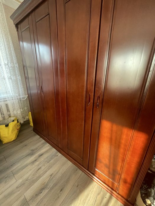 Продам шафу НОВУ