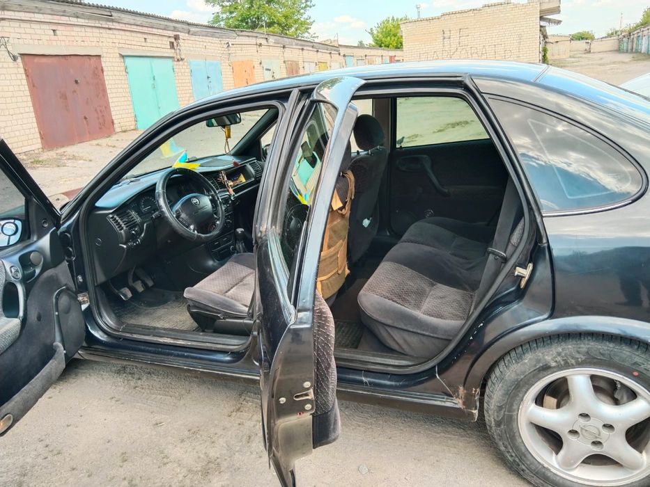 Продам автомобиль Опель Вектора В