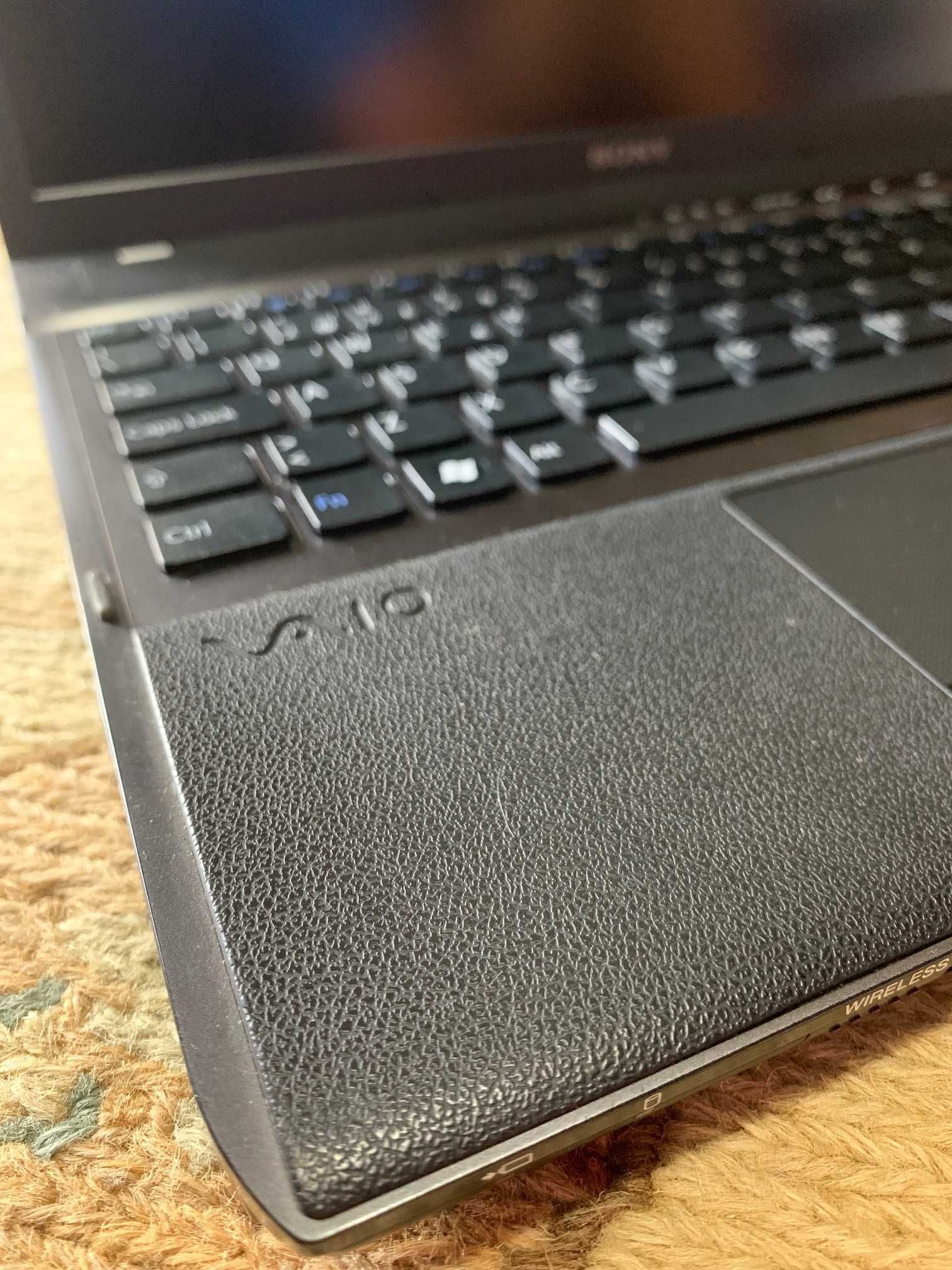 Computador Sony VAIO i7 | 16.4'' | 16GB | SSD 500GB