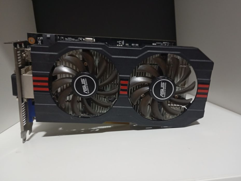 GTX 750Ti,RAM DDR3 8 GB 2X4,CPU INTEL I7 860