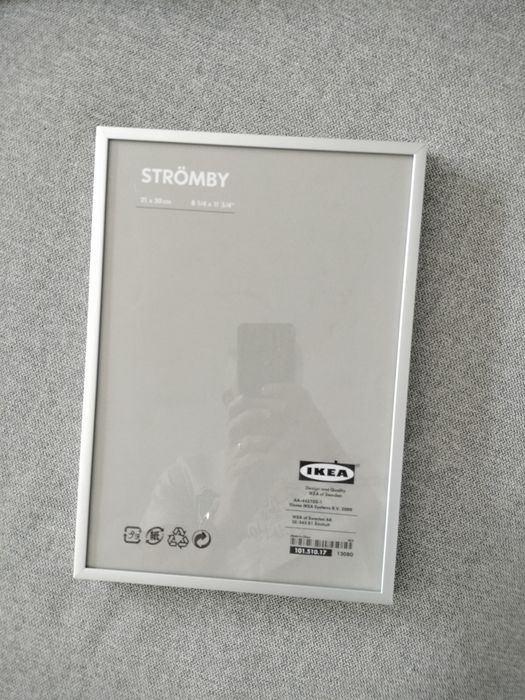 Moldura IKEA STRÖMBY 21x30 cm em vidro