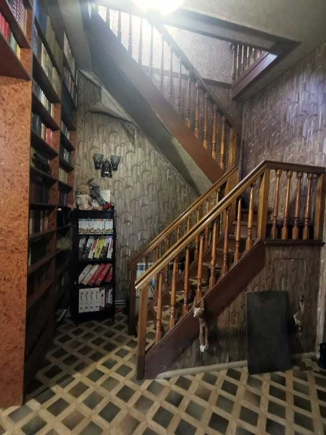 Продажа, дом 200м в центре, г. Каменское