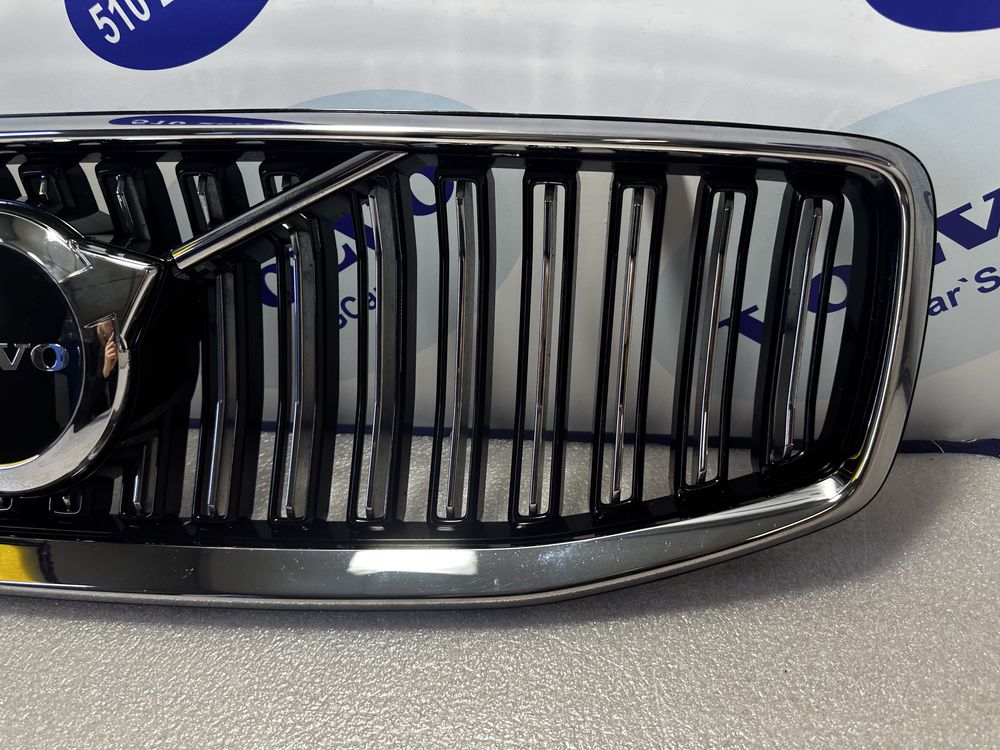 Volvo S60 V60 INSCRIPTION Grill atrapa chłodnicy kamera