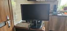 Monitor Lenovo z kablem zasilającym