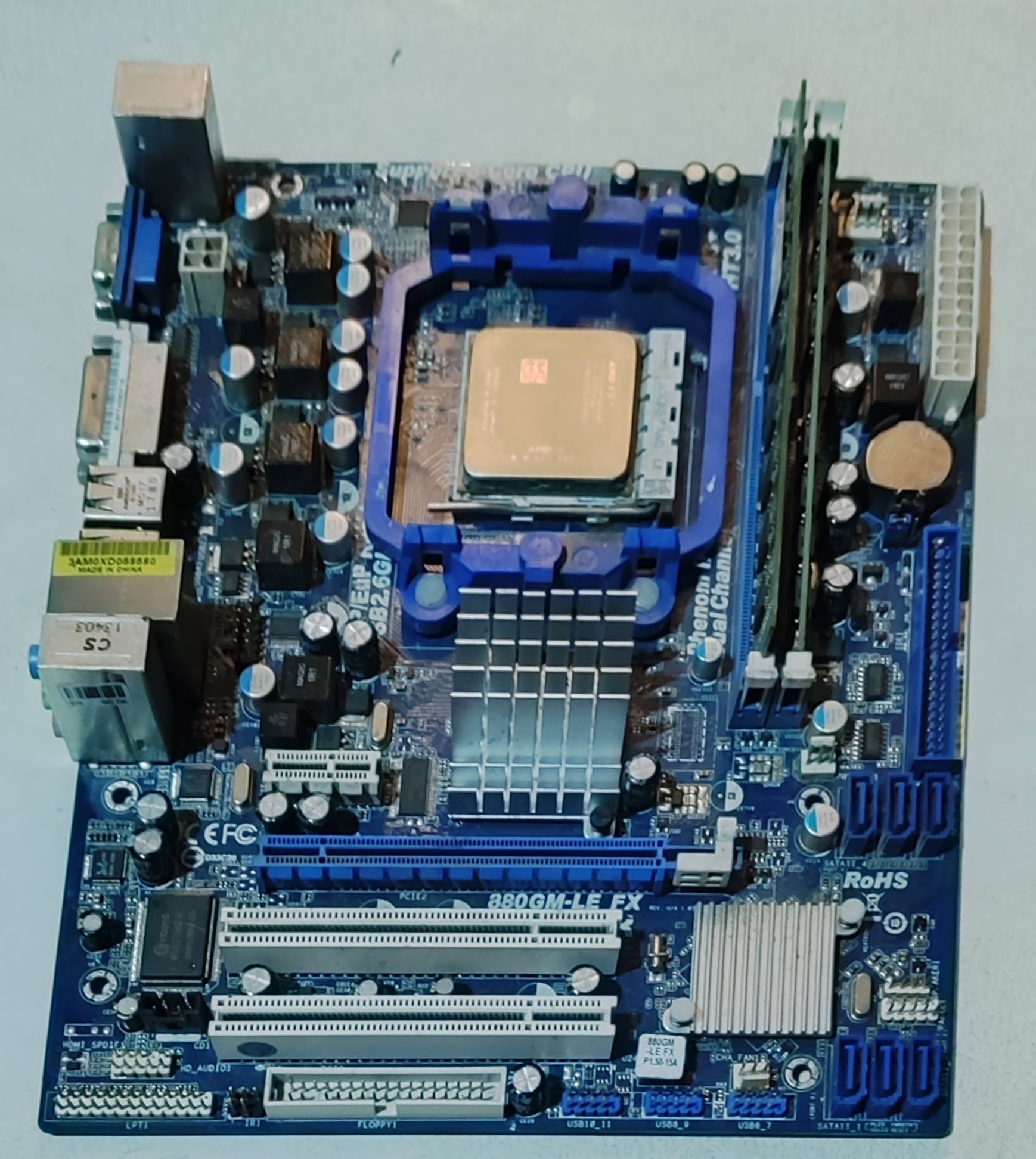 Комплект на сокет АМ3+, ASRock 880GM-LE, FX6300, Radeon HD 7770