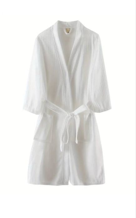 Халат білий, стан 9,5/10, приємний матеріал,вафелька