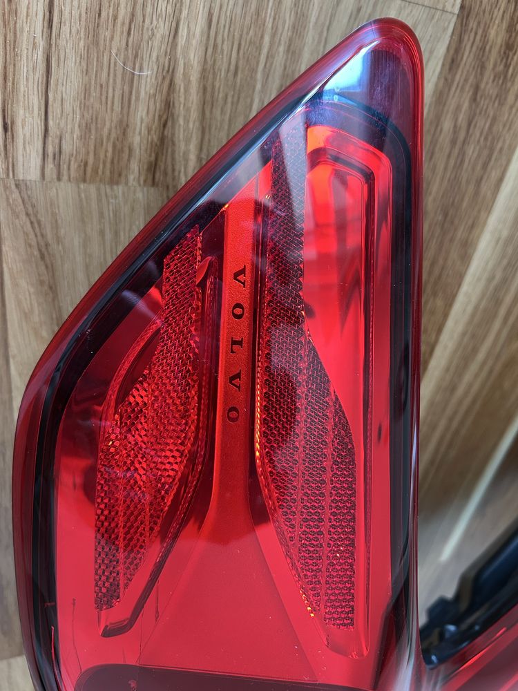 Lampa led lewy tył Volvo XC40 2021