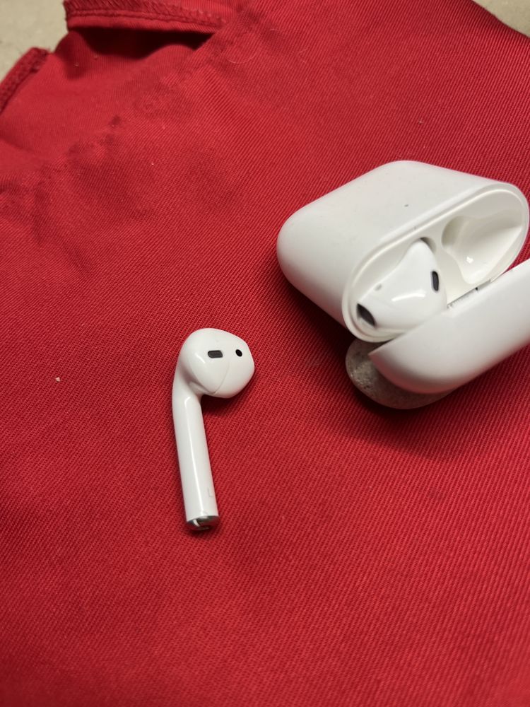 Apple Airpods 2 A2031