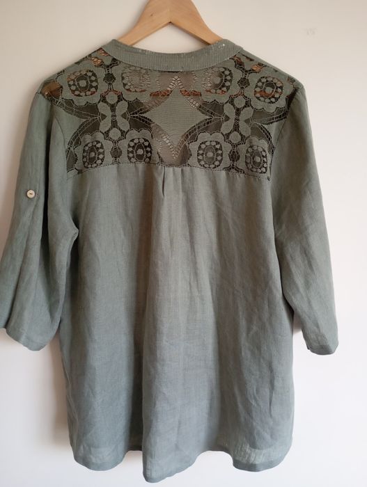 Blusa verde seco com lantejoulas