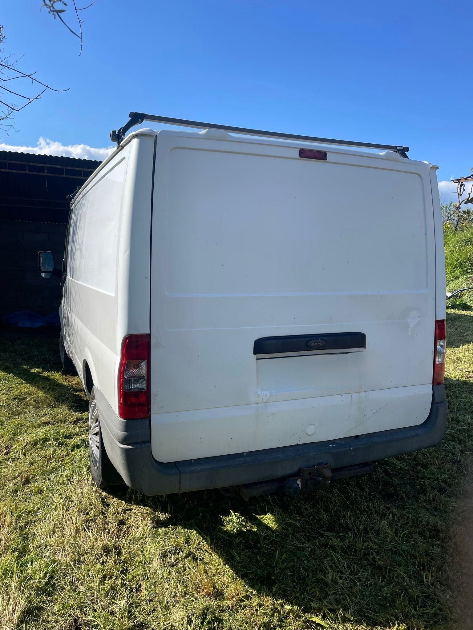 Ford Transit 2.2 à venda – carrinha de trabalho