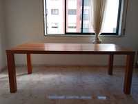 Mesa de 8 a 10 lugares