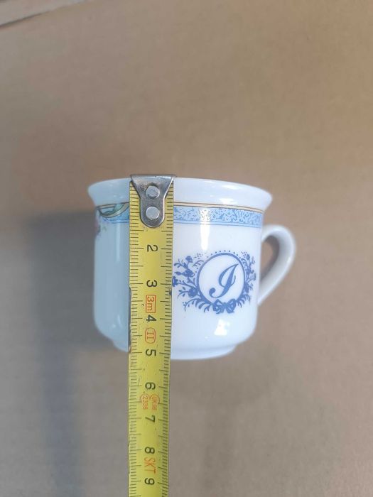 Chavena porcelana de Sacavem