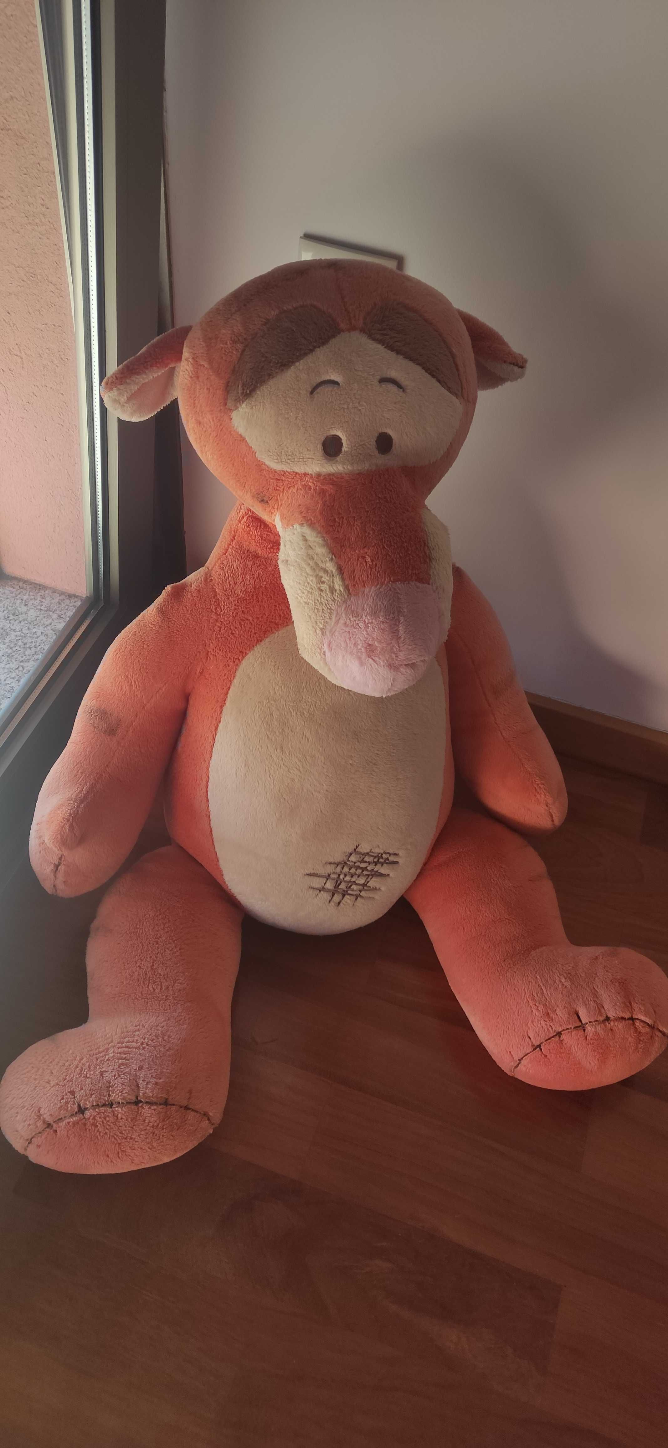 Peluche Tigger procura novos amigos