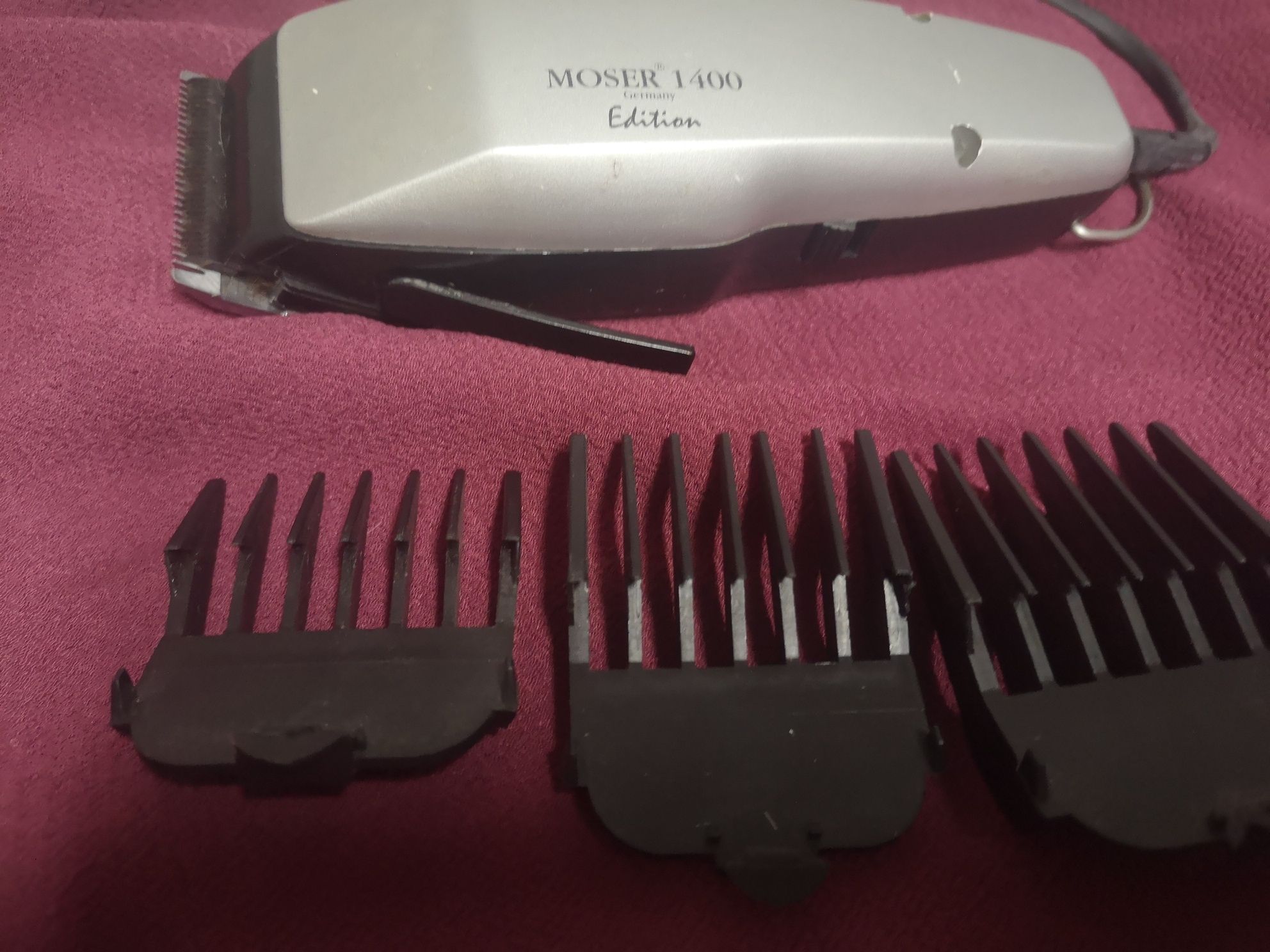 Máquina profissional de cortar cabelo Moser 1400 Edition