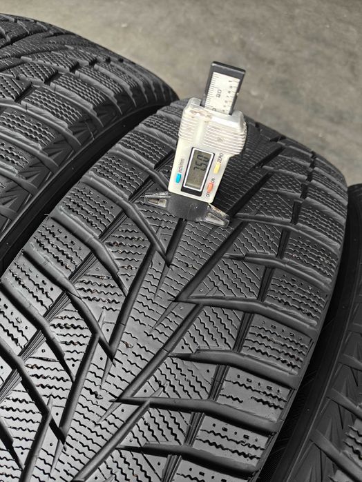 Шини зимові R17 245 45 Hankook Winter з Mercedes E class 7мм
