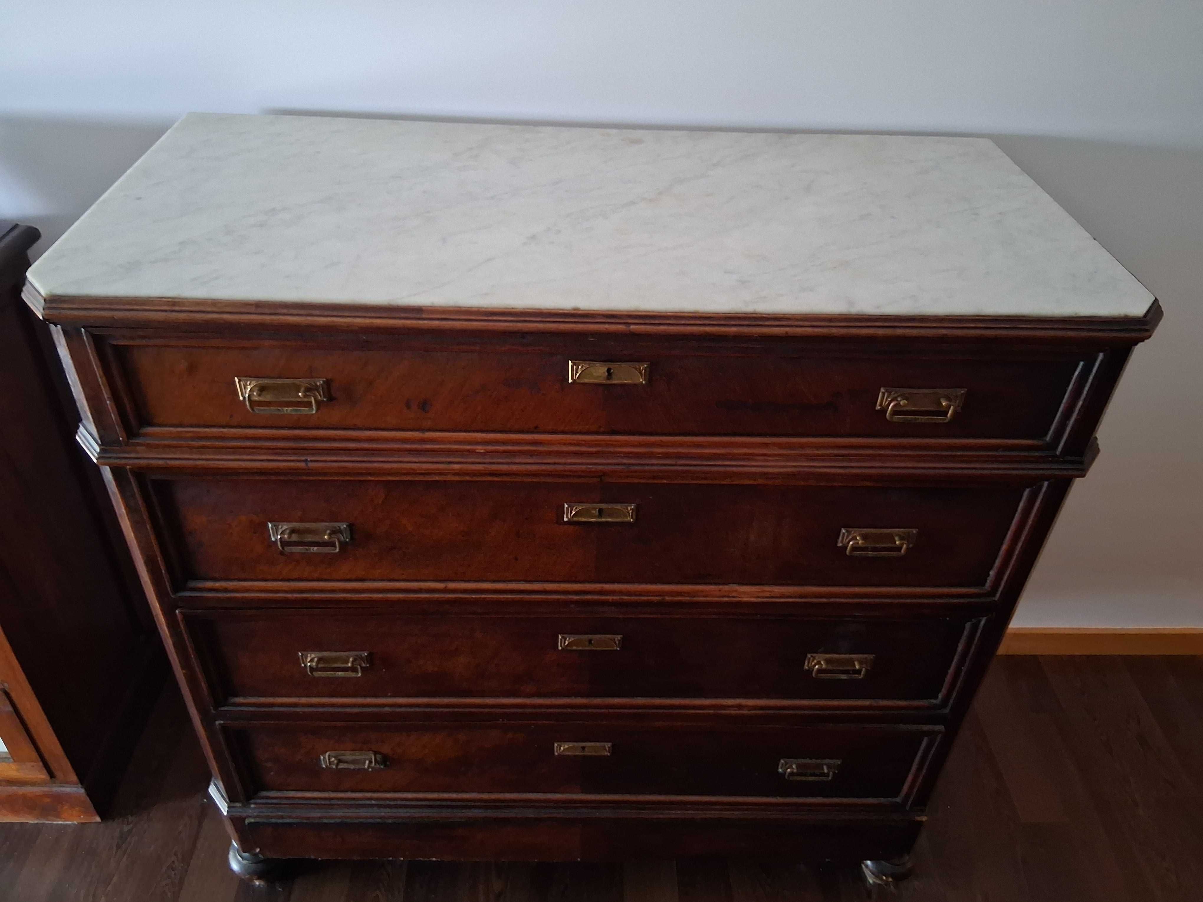Comoda em madeira com tampo em mármore – inicio sec e oferta banqueta