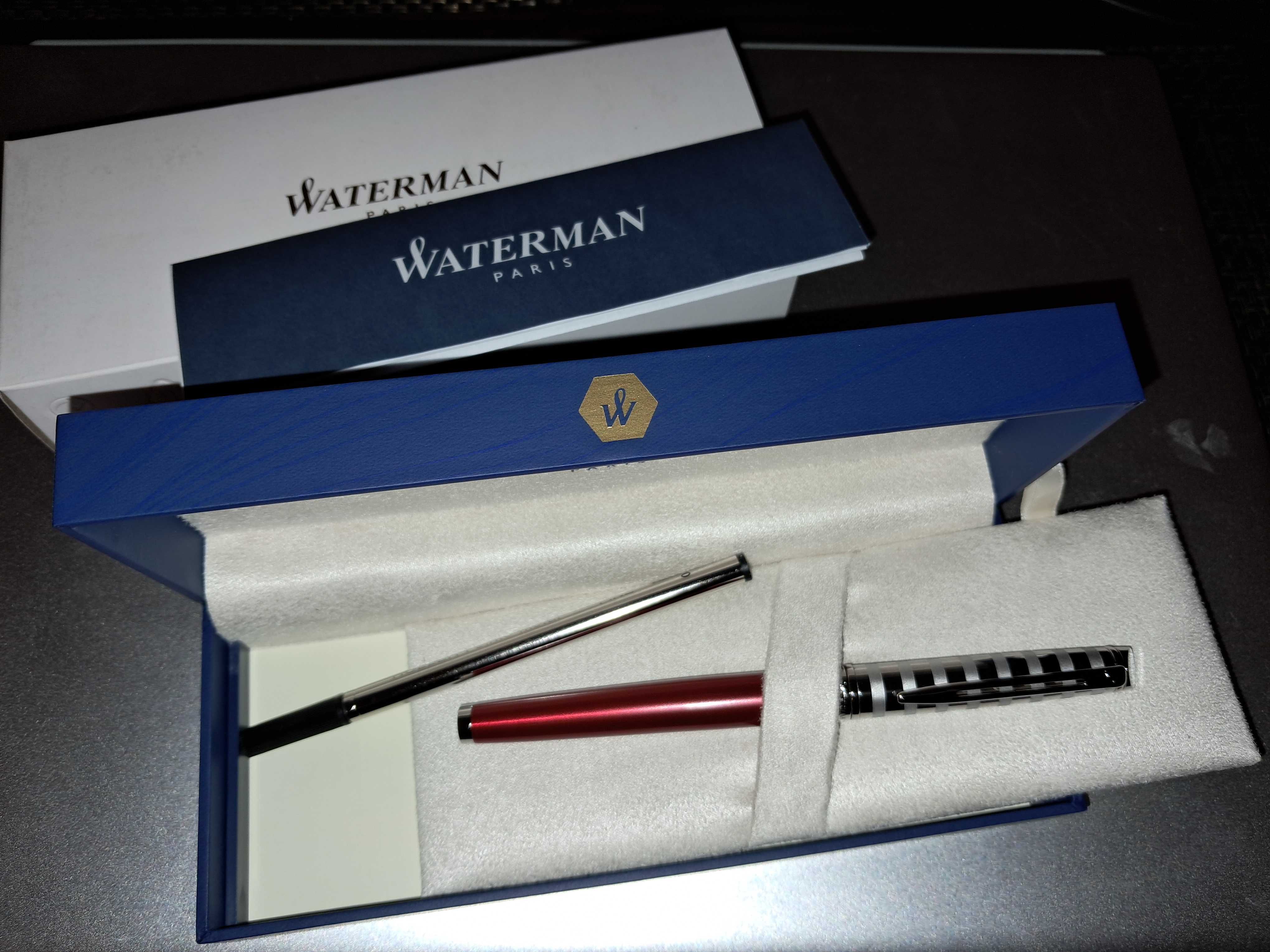 Pióro kulkowe Waterman
Hemisphere Deluxe Marine Red