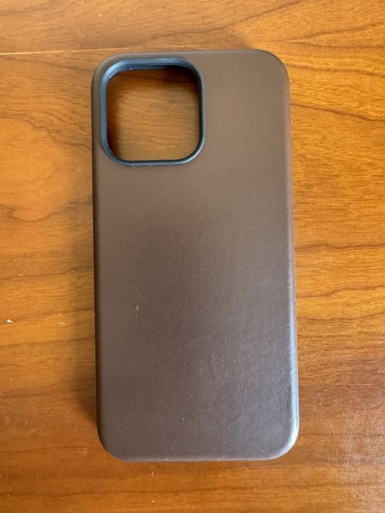 Capa Nomad Modern Leather iPhone 15 Pro Max - Pele genuína