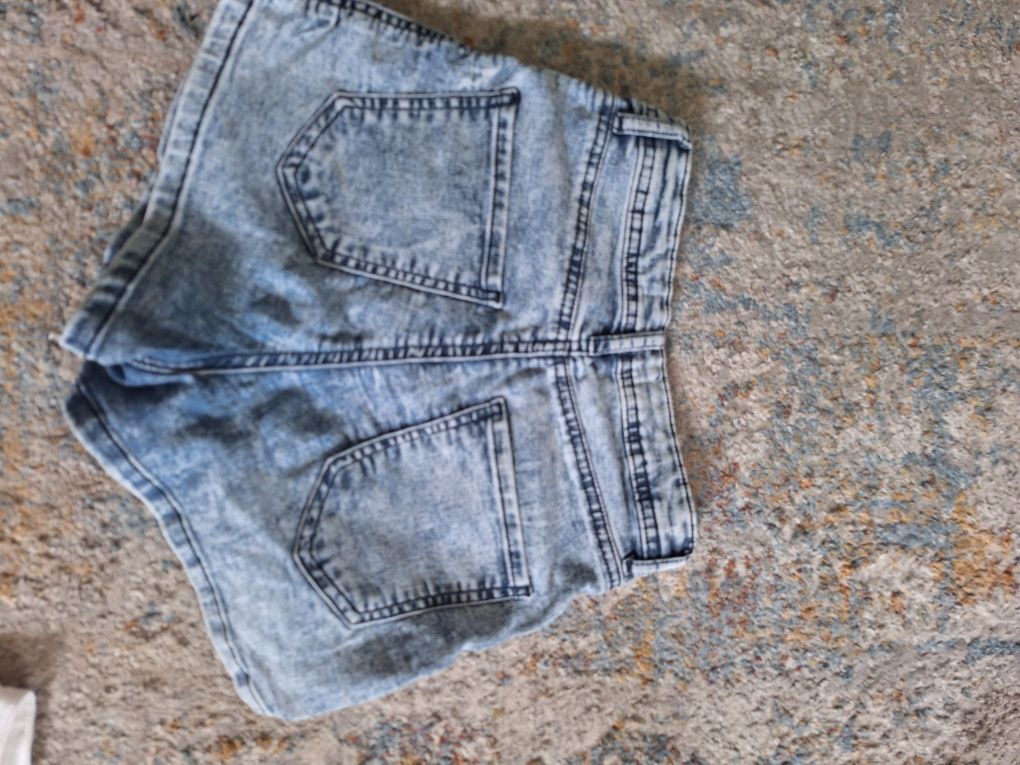 Spodenki jeansowe cropp