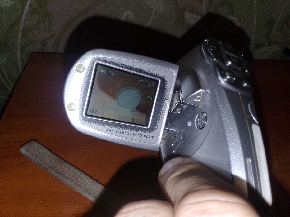 Продам камера sanyo VPC C1EX