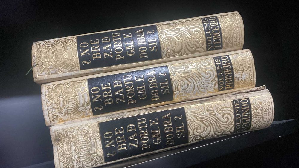 Livro Nobreza D Portugal e do Brasil (Volumes I II e III)