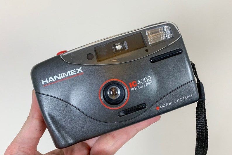 Фотоаппарат плёночный «Hanimex IC4300» на запчасти или под ремонт