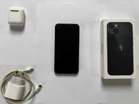 iPhone 13 256 GB Midnight z AirPods i ładowarką - komplet Apple