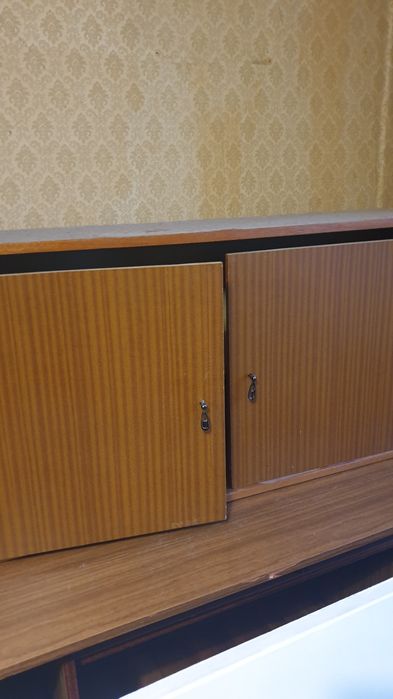 Безкоштовно до 10.11.25, шафи, серванти