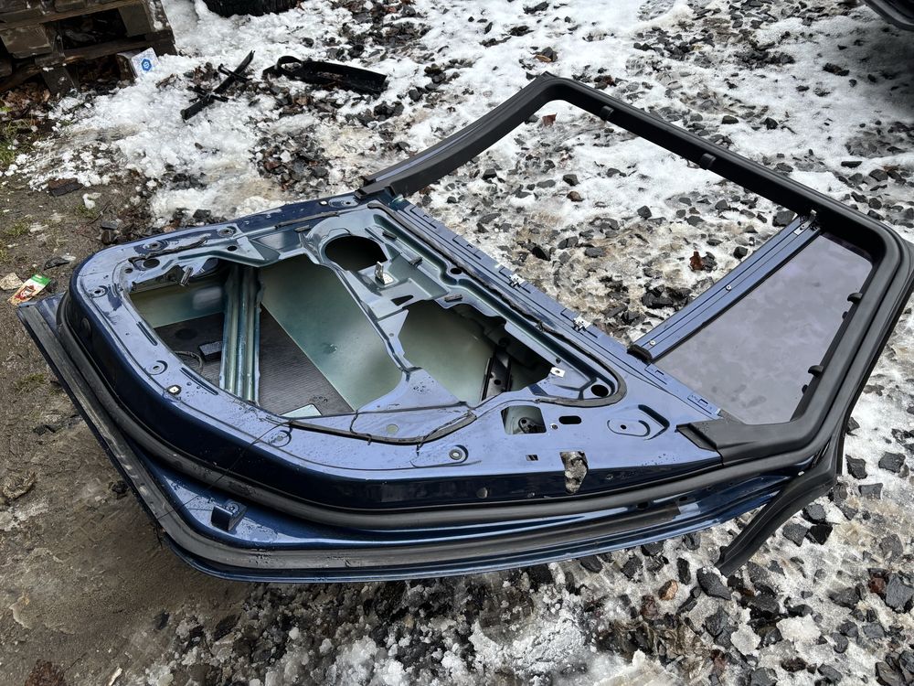Задня Права Дверка БМВ Е61 Задні Праві Двері BMW Універсал Турінг Синя