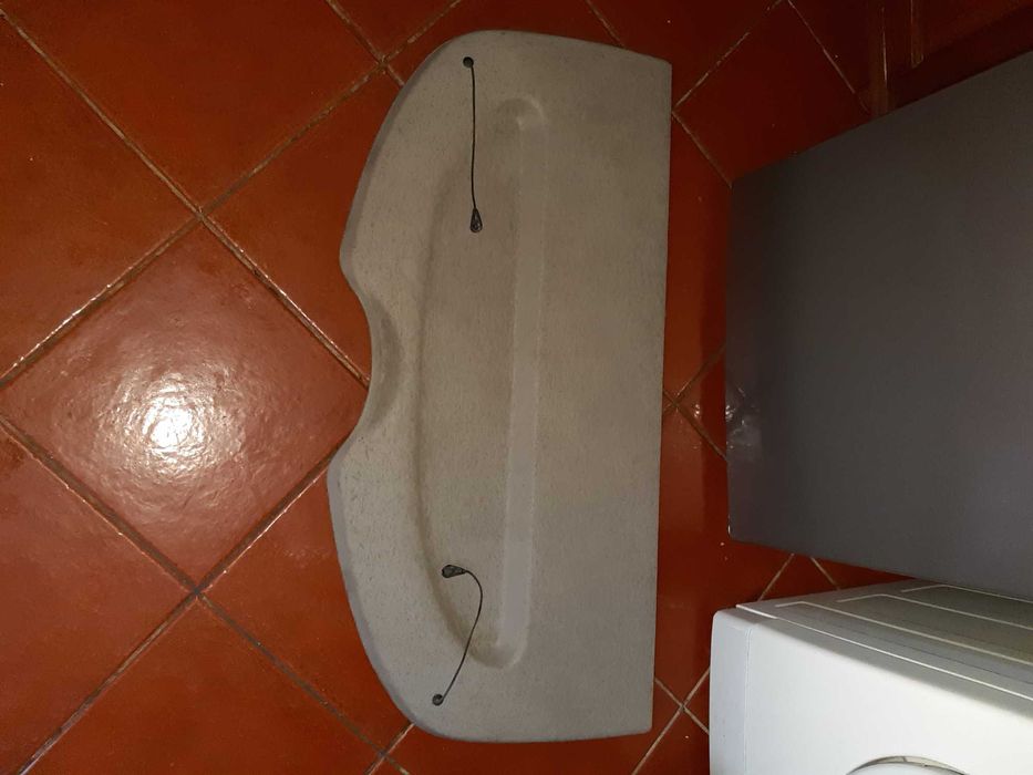 Chapeleira Renault clio 2