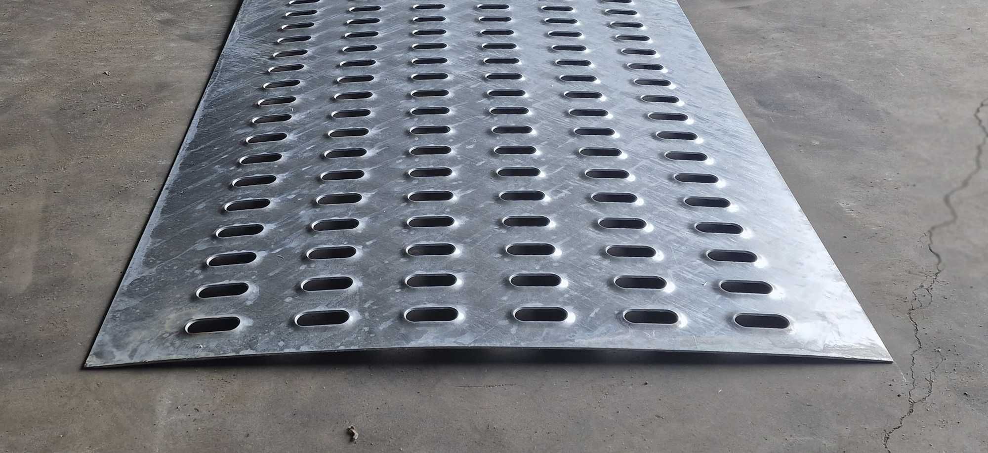 Blacha Lohr stal czarna 87x300 cm PRODUCENT Najazd Laweta Platforma