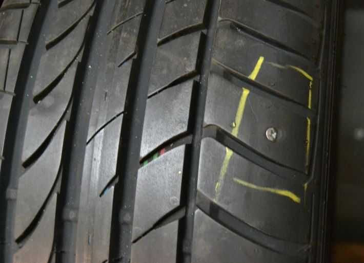 1x LATO 225/60r17 Dunlop Sport Maxx 2019r RFT DSST