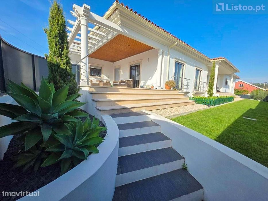 Moradia T5  Ortigosa, Leiria