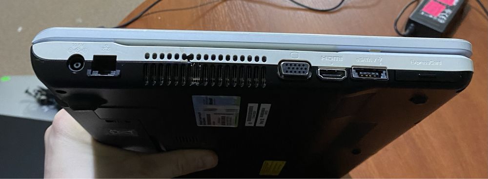 ноутбук SONY PCG-71212M 15.6"/4GB RAM/120GB SSD! N1004