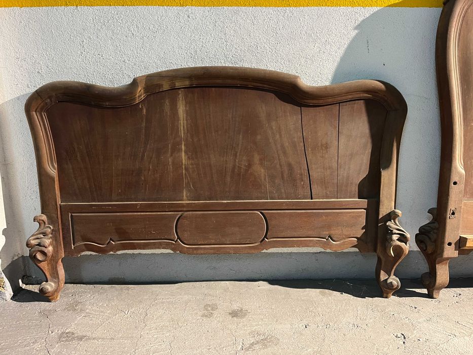 Cama da Bi`Avó de 1920- Madeiras nobre