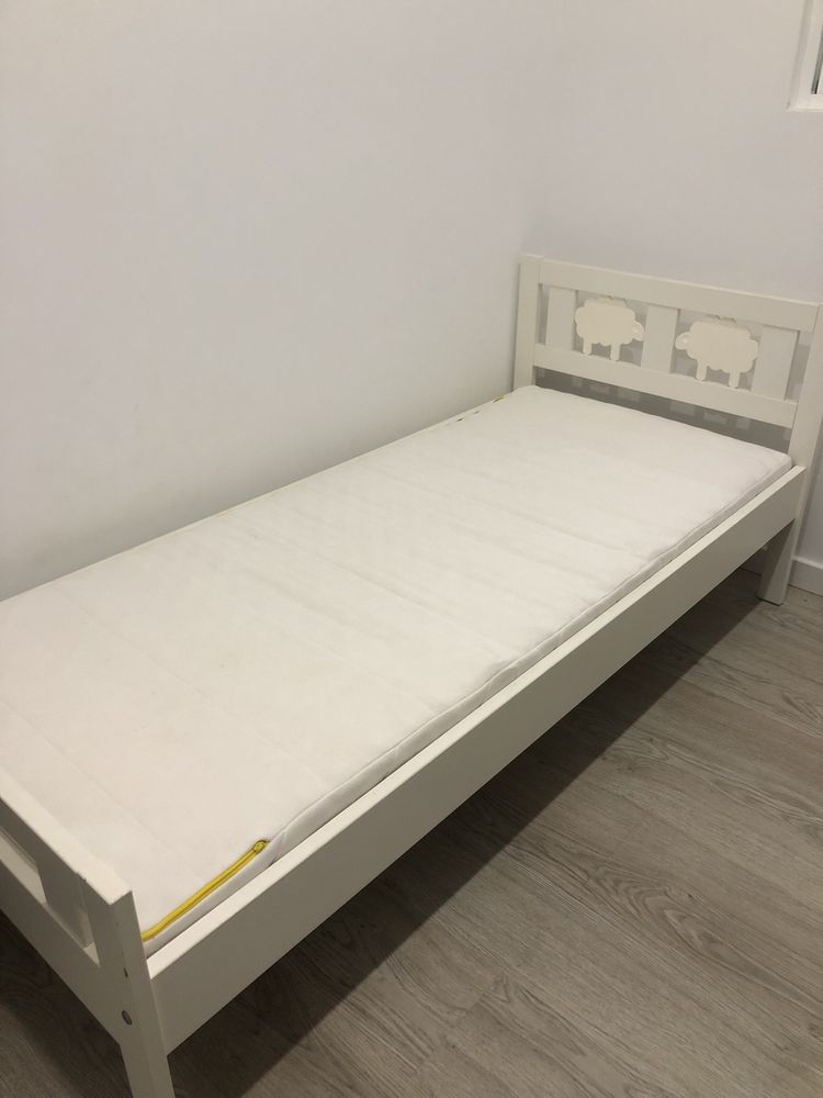 Cama intantil com colchao