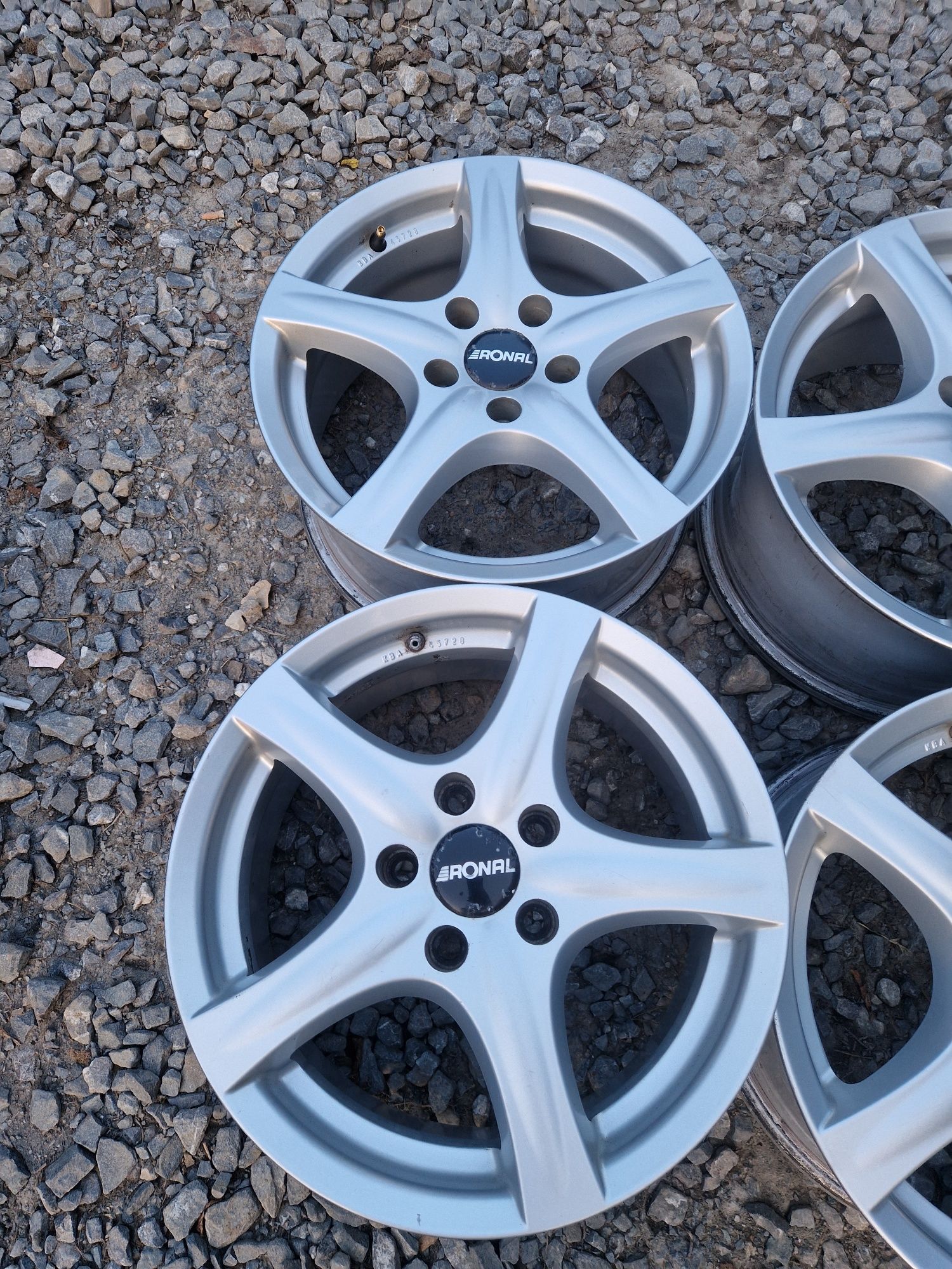 Felgi 5x112 r16  ronal 7.5j et 45 vw seat skoda itp