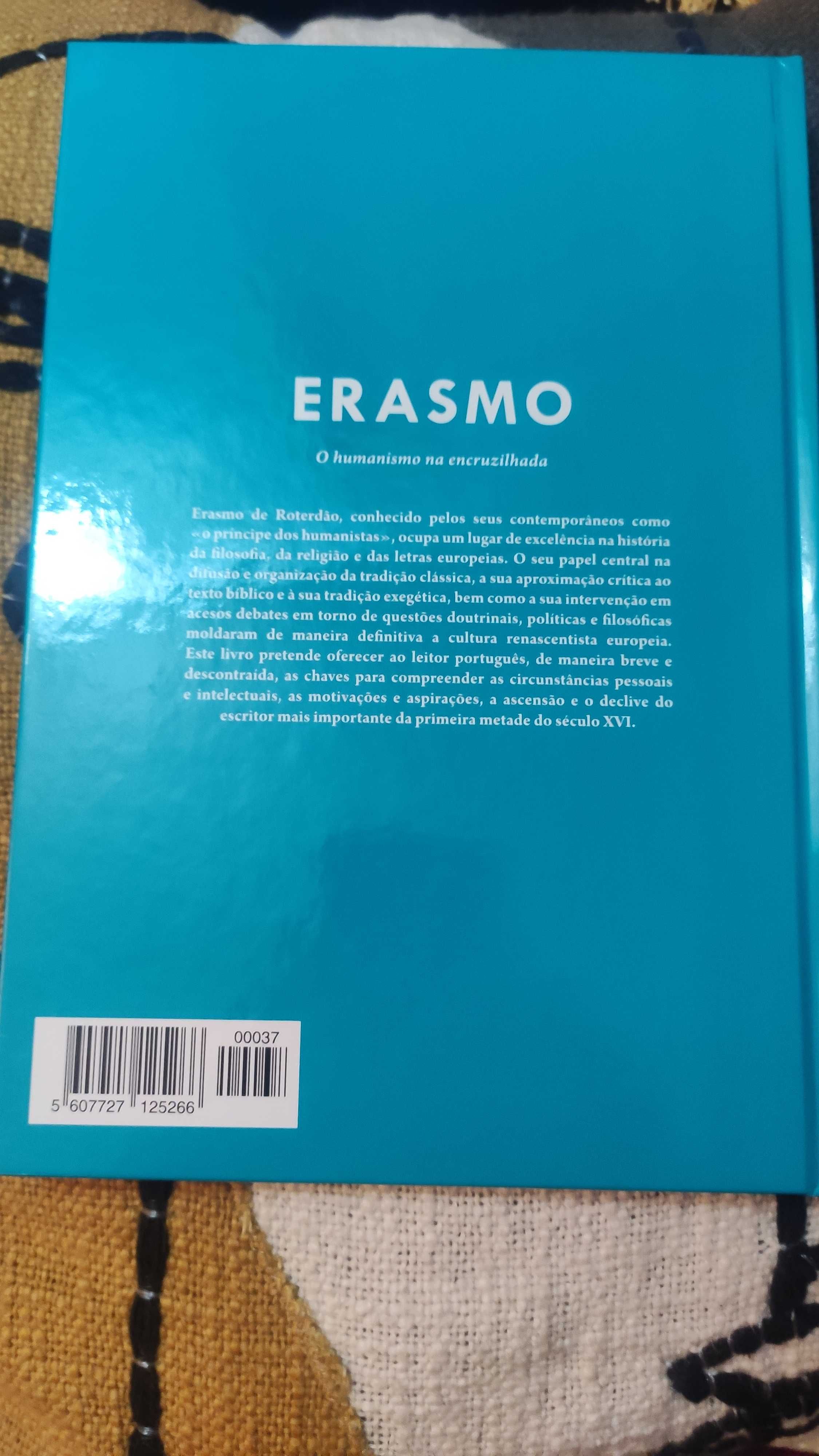 Livro capa dura Erasmo