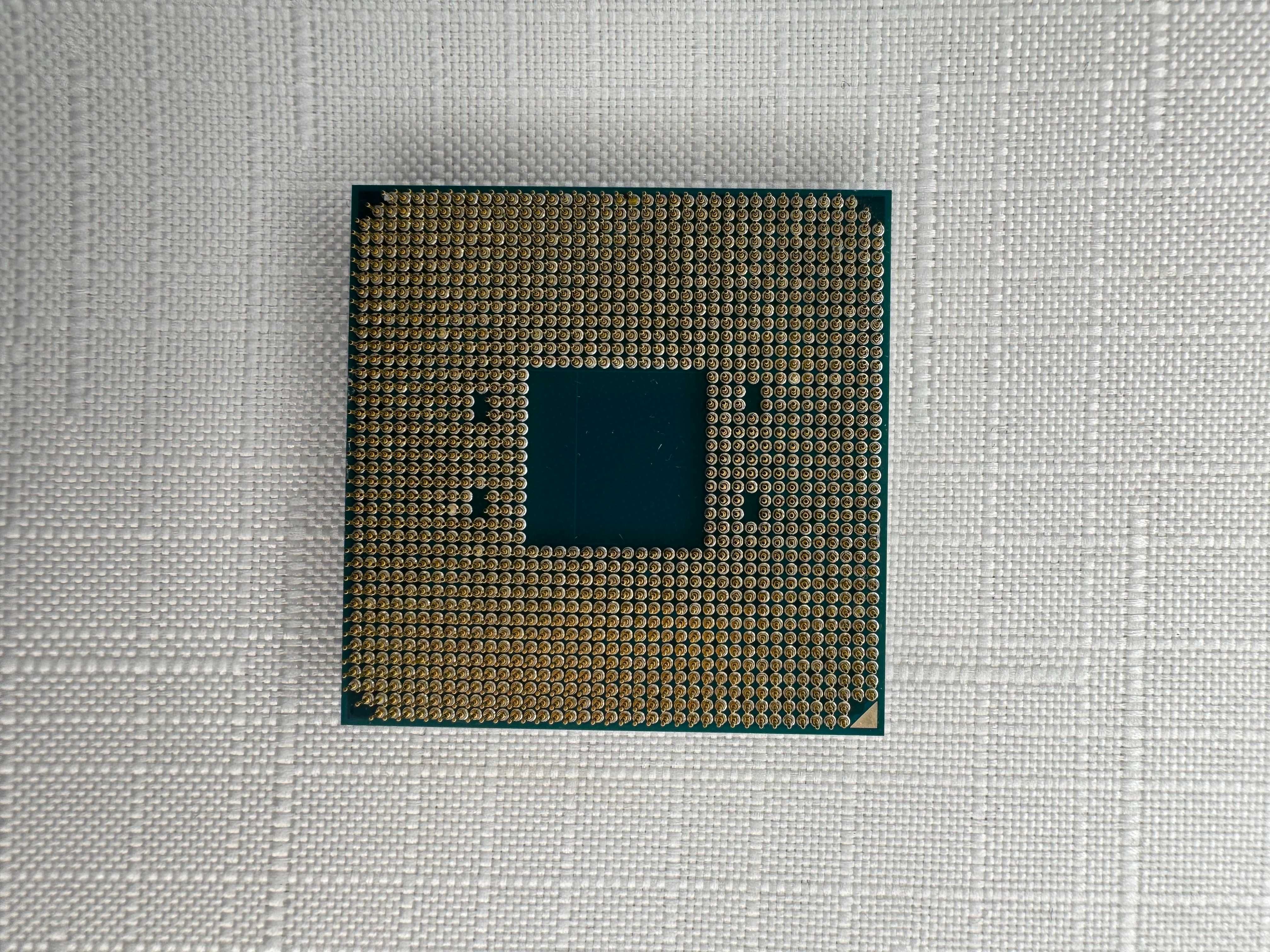 Процесор AMD Ryzen 5 3600X