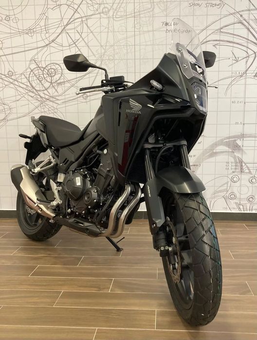 Honda NX  NX500 ( Mota Nova 0 km ainda por matricular )