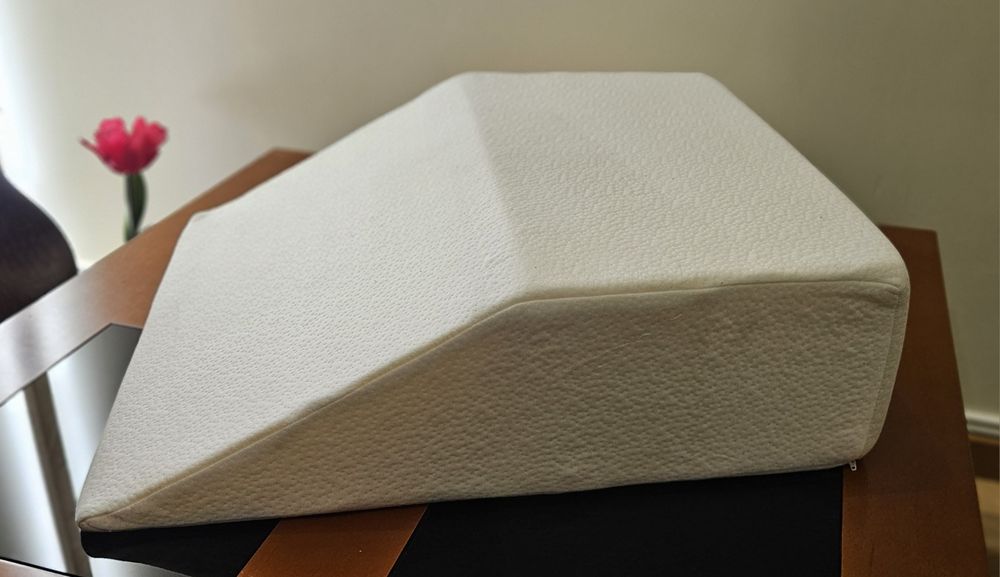 Almofada viscoelástica para apoio de pernas / cunha Nova
