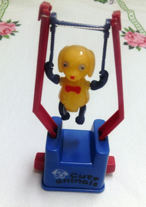 Игрушка,Дергунчик ,собачка