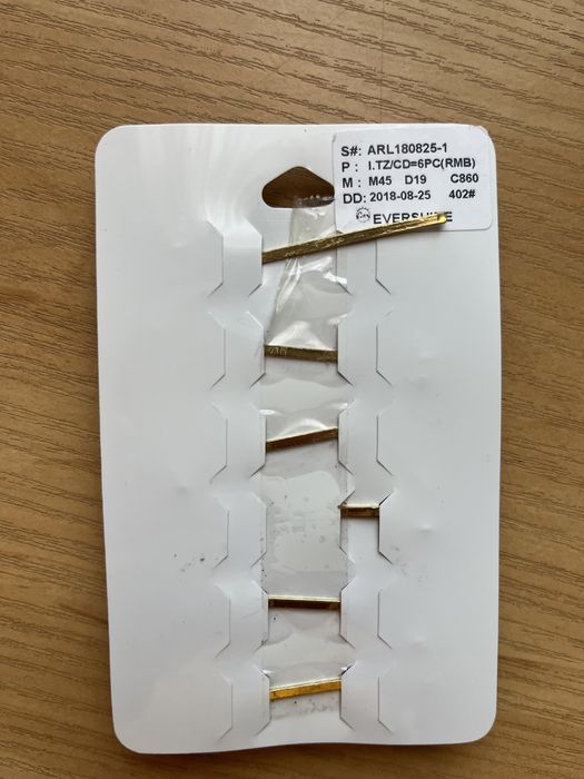 Заколки для волосся