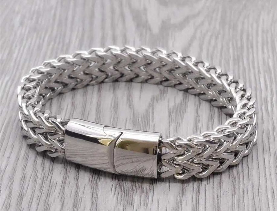 Браслет з нержавіючої сталі