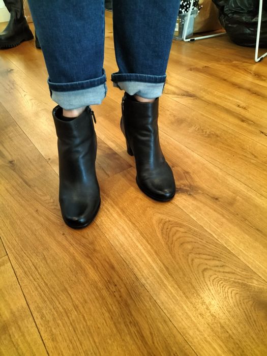 Kozaki damskie nieocieplane skóra naturalna ECCO roz.40